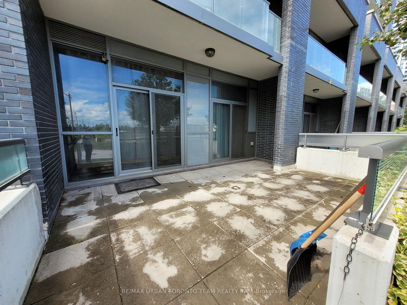 105 - 55 Oneida Cres, Richmond Hill, L4B 0B1 | Image 2