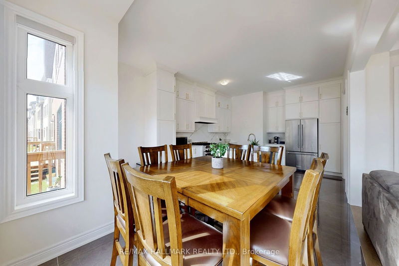 27 Fauchard St  Richmond Hill, L4E 1K1 | Image 12