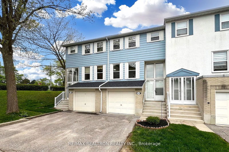 home for sale on 1656 John Street