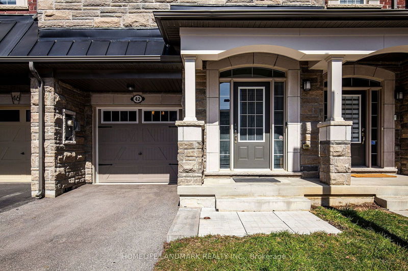 42 Ingleside St  Vaughan, L4L 0H9 | Image 2