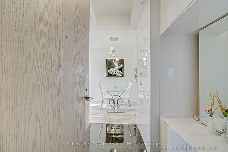  1102B - 9090 Yonge St  Richmond Hill, L4C 0Z1 | Image 17