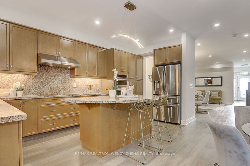 51 Wallenberg Dr  Vaughan, L6A 4S5 | Image 19