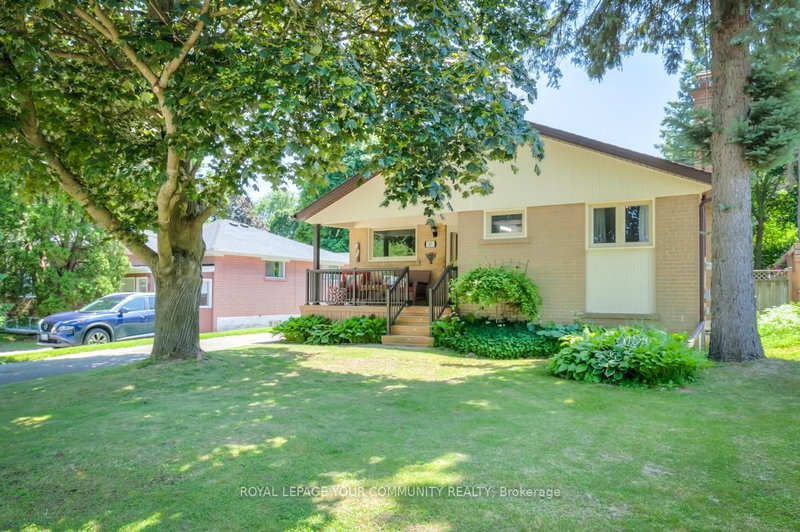 87 Richardson Dr, Aurora, L4G 1Z4 | Image 2