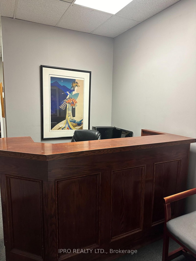 204 - 4000 Steeles Ave W, Vaughan, L4L 4V9 | Image 2