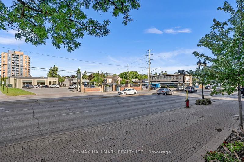  403 - 10376 Yonge St  Richmond Hill, L4C 3B8 | Image 28