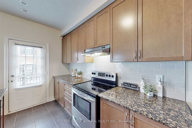  5 - 10060 Keele St  Vaughan, L6A 4V6 | Image 17