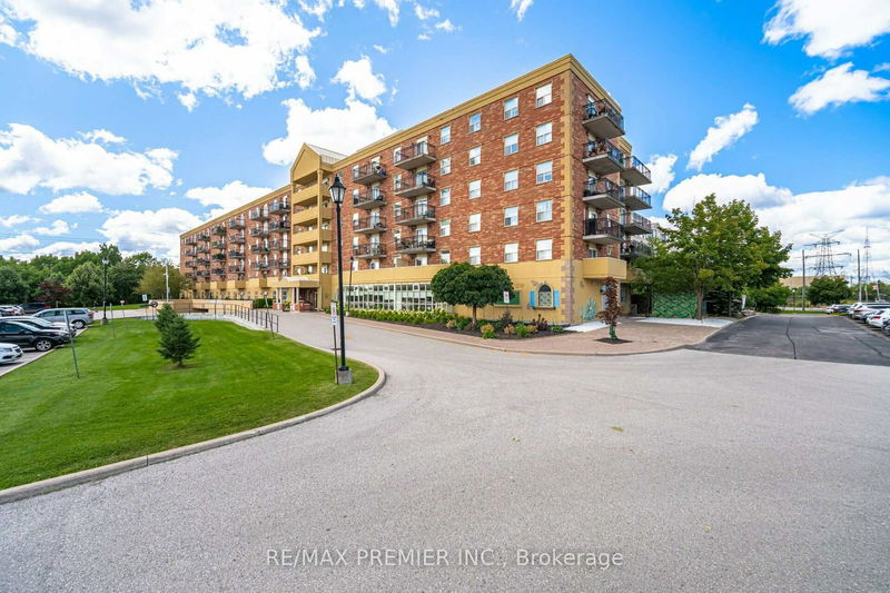 home for sale on 322-7373 Martingrove Road