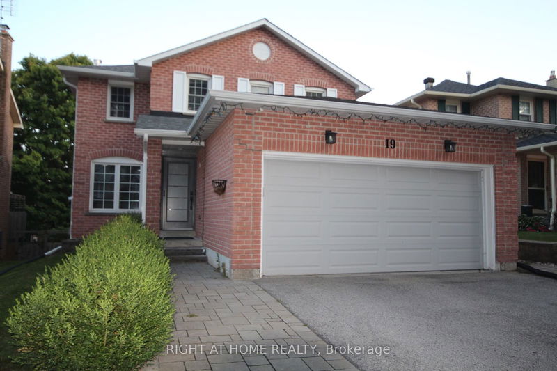 home for lease on 19 Mendy's Forest