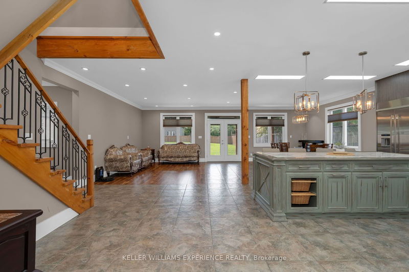 938 Corner Ave  Innisfil, L0L 1W0 | Image 3