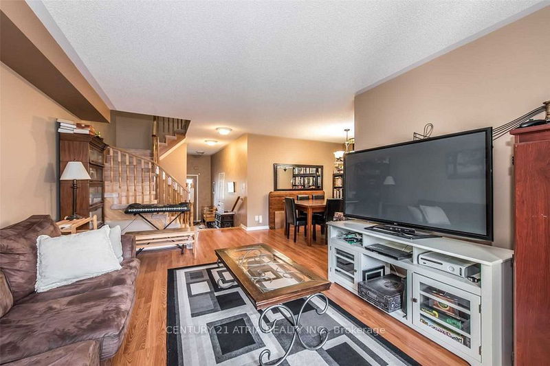 36 Bilbrough St  Aurora, L4G 7W3 | Image 3