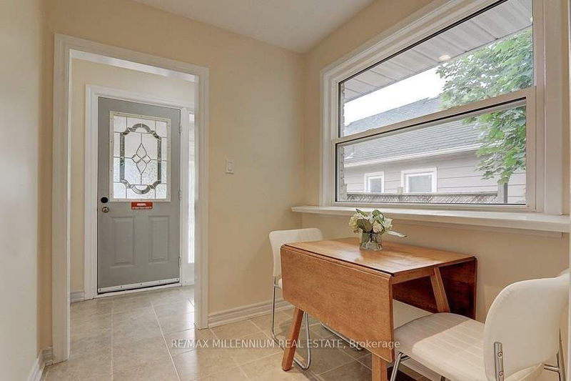 96 Baker Ave W Richmond Hill, L4C 1X4 | Image 16