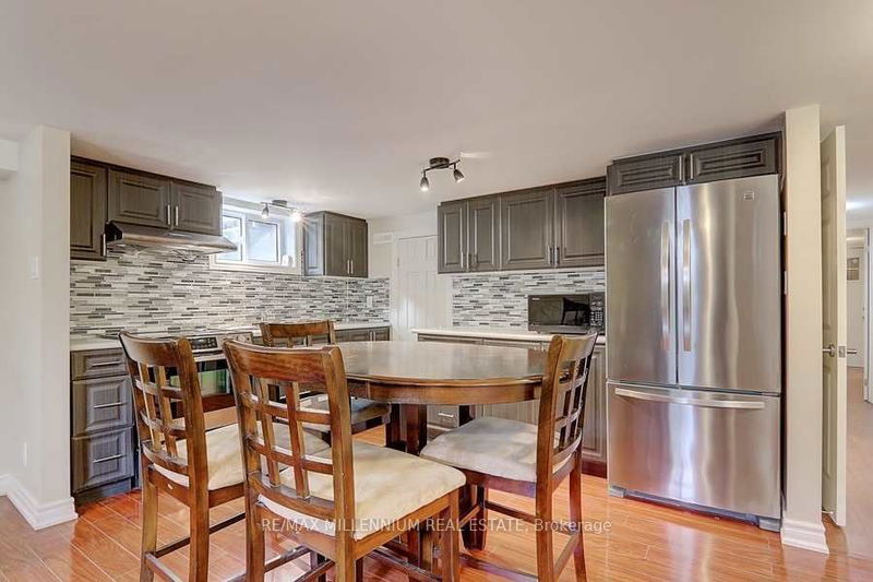 96 Baker Ave W Richmond Hill, L4C 1X4 | Image 27