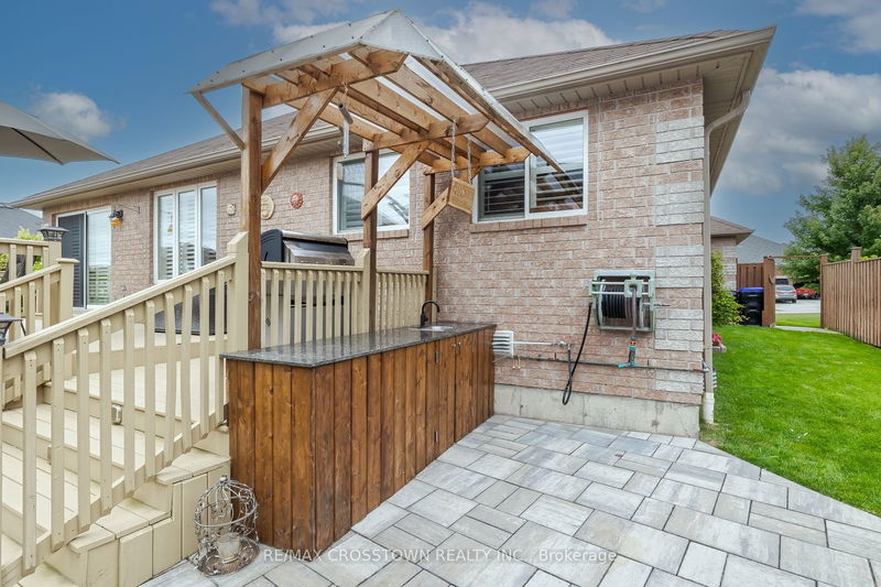 2210 Nevils St  Innisfil, L9S 0E2 | Image 35