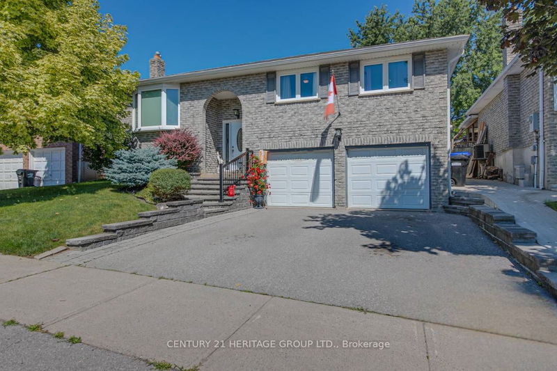 484 Maplegrove Ave  Bradford West Gwillimbury, L3Z 2W1 | Image 1