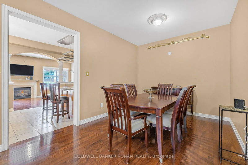 102 Mahogany Forest Dr  Vaughan, L6A 0T1 | Image 11