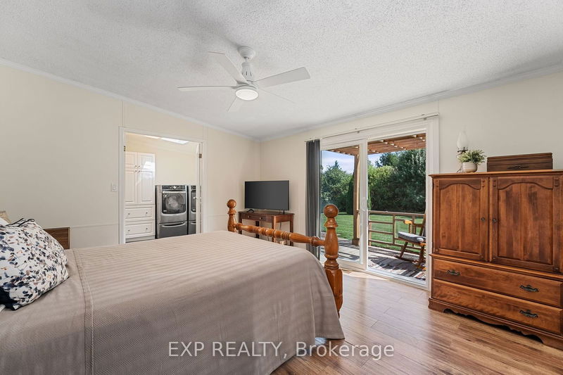 24 Kelsey Cres  Georgina, L0E 1R0 | Image 14