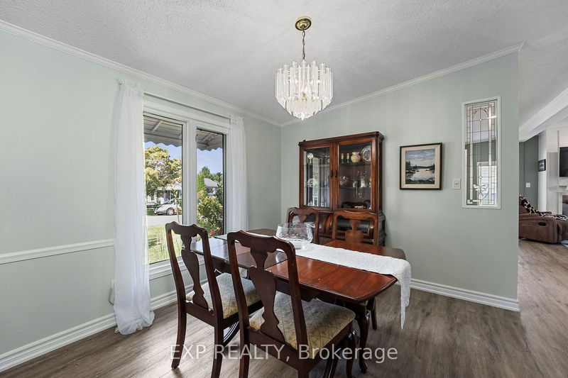 24 Kelsey Cres  Georgina, L0E 1R0 | Image 6