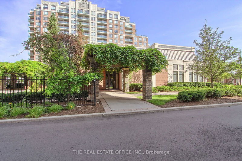  518 - 310 Red Maple Rd  Richmond Hill, L4C 0T7 | Image 23