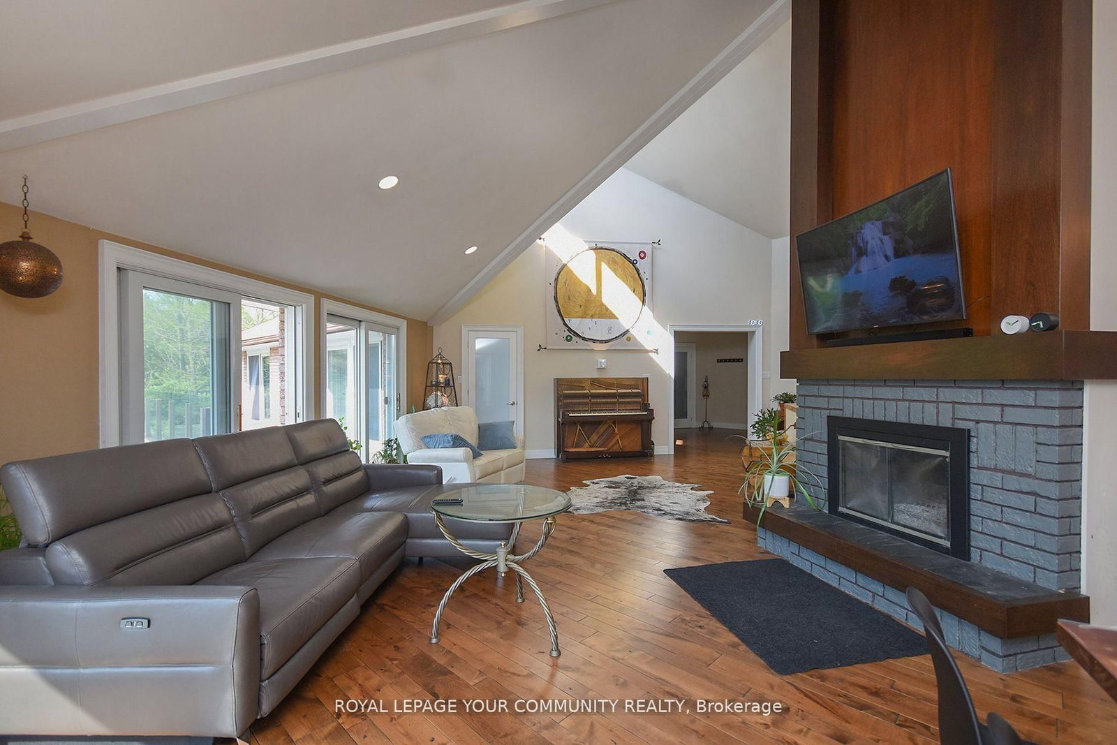 Listing Image 13