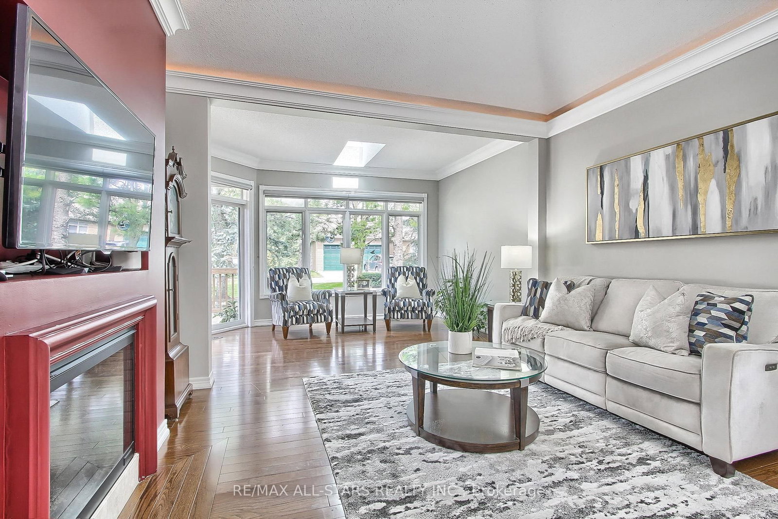 Listing Image 12