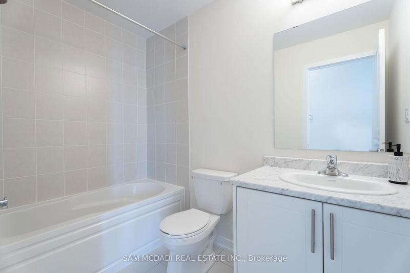 48 Dandara Gate  Vaughan, L4L 1V8 | Image 20