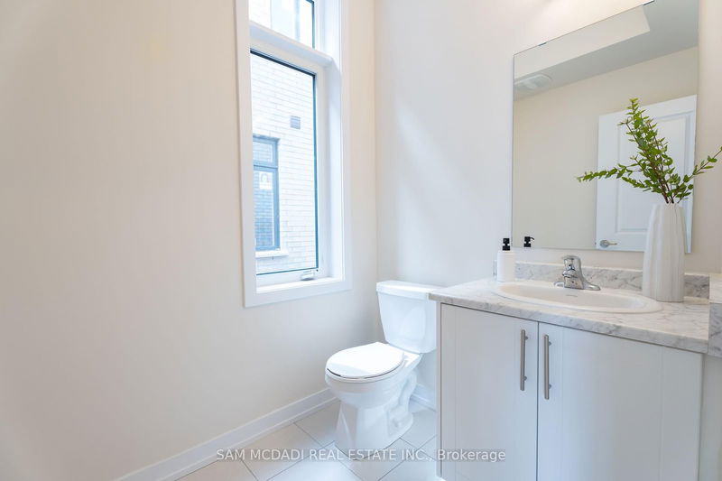 48 Dandara Gate  Vaughan, L4L 1V8 | Image 5