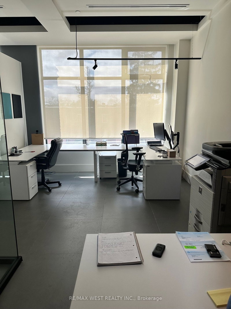 307 - 10376 Yonge St, Richmond Hill, L4C 3B8 | Image 2