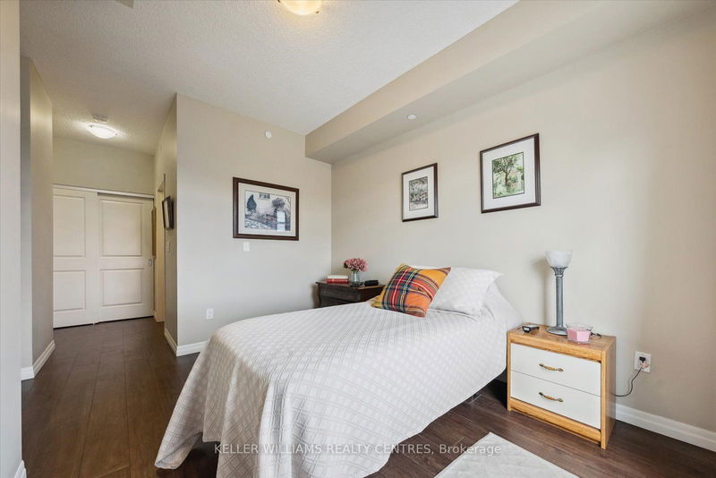  301 - 400 William Graham Dr  Aurora, L4G 1L7 | Image 35