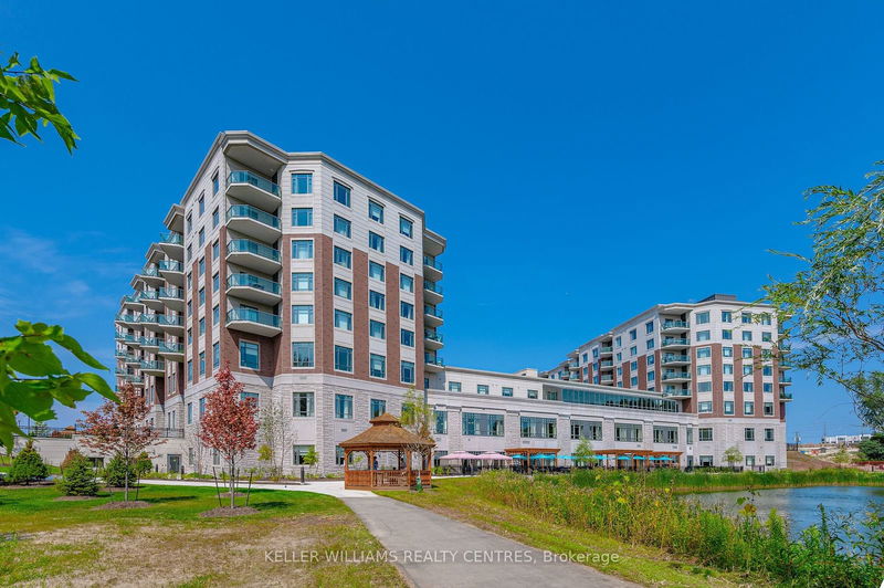  301 - 400 William Graham Dr  Aurora, L4G 1L7 | Image 4