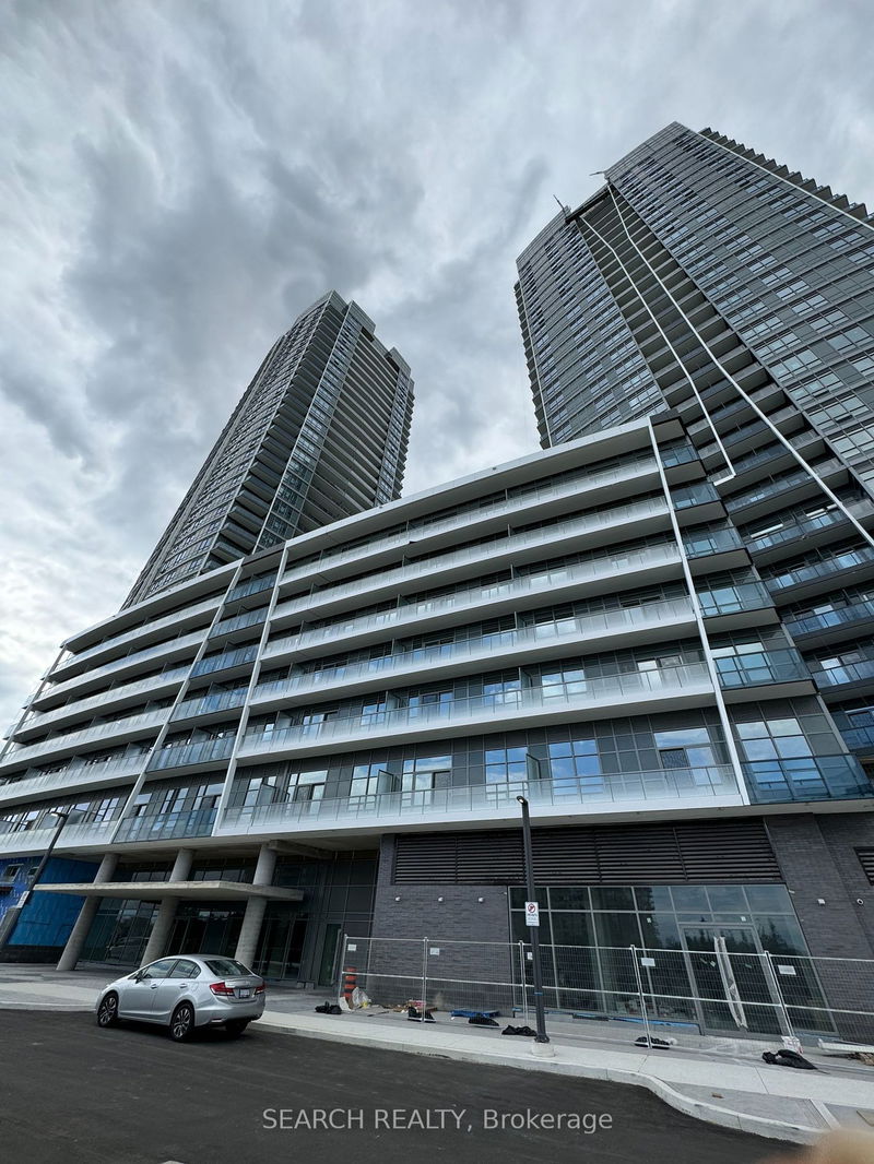 home for lease on A-320-30 Upper Mall Way