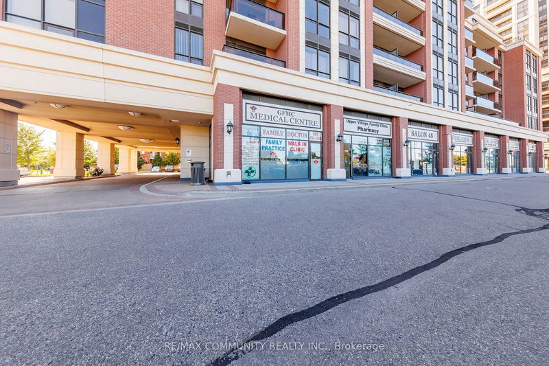 home for lease on 708-9500 Markham Road