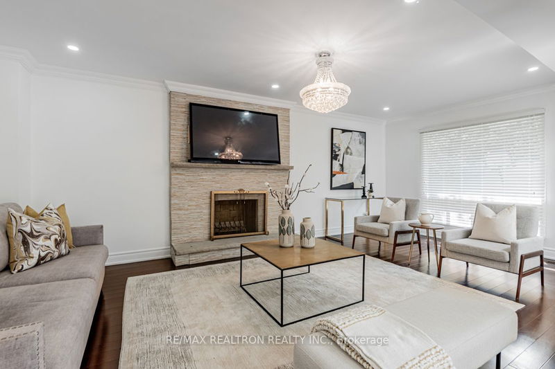 4 Hiram Rd  Richmond Hill, L4C 9G1 | Image 15