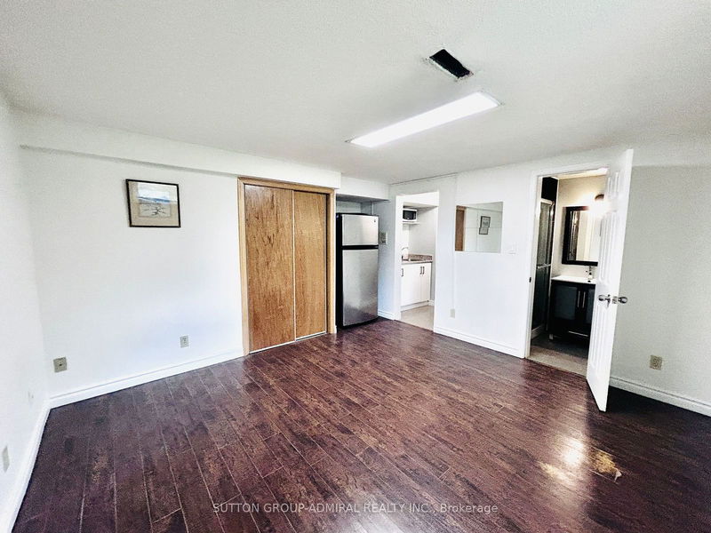 home for lease on 19 Dowling Circle