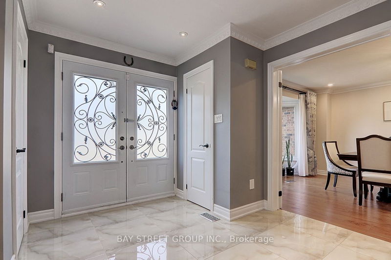 39 Calderbridge Cres  Markham, L3R 9M5 | Image 4