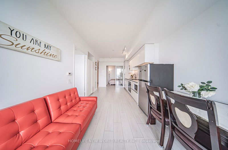  4007 - 5 Buttermill Ave  Vaughan, L4K 0J5 | Image 38