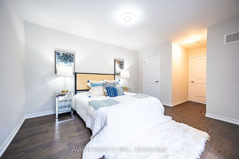 538 White's Hill Ave  Markham, L6B 1N9 | Image 23