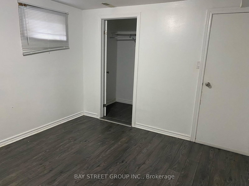 212 Risebrough Crct N, Markham, L3R 3H9 | Image 2