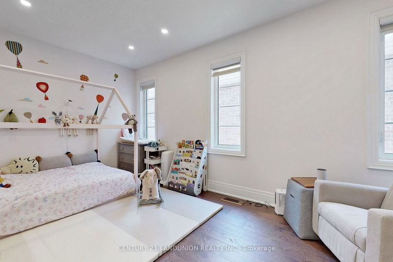 22 Conger St  Vaughan, L6A 4Y7 | Image 24