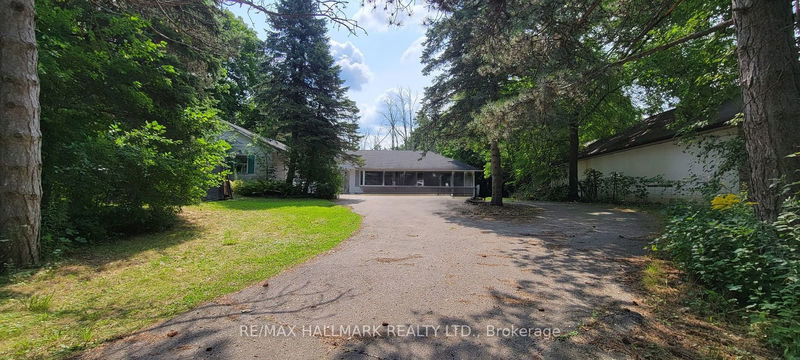 home for lease on 601 Wellington Street W