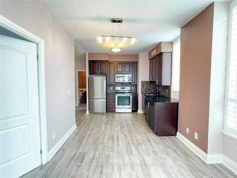 home for lease on 1108-20 North Park Road