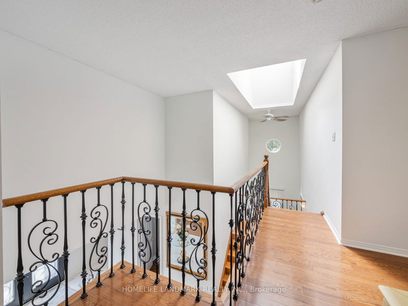 53 Highgrove Cres  Richmond Hill, L4C 7W9 | Image 21