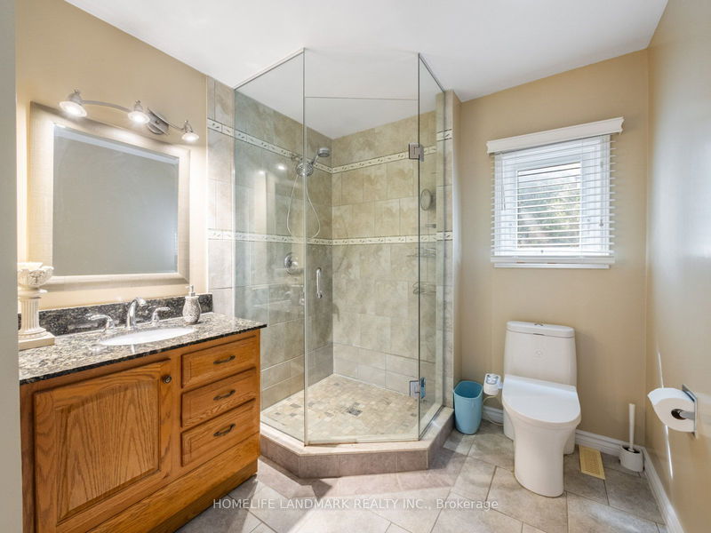 53 Highgrove Cres  Richmond Hill, L4C 7W9 | Image 26