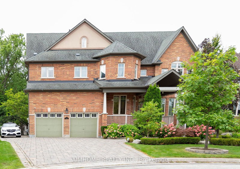 15 Birchbark Crt  Richmond Hill, L4E 4Z2 | Image 1