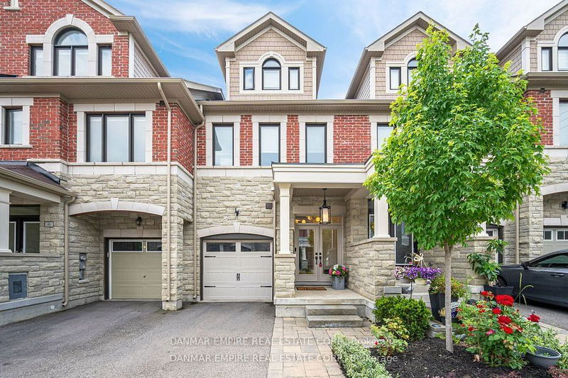 home for sale on 9 Hiawatha Court