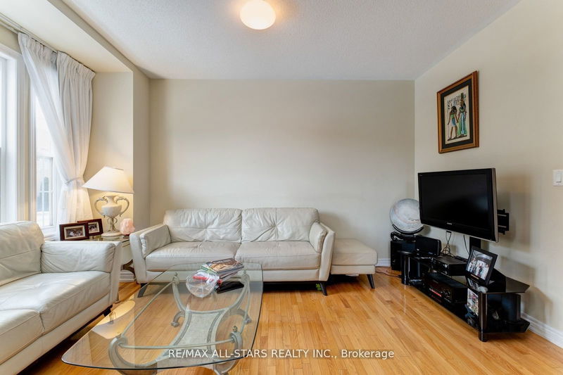 18 Orr Farm Rd  Markham, L6C 0A3 | Image 14