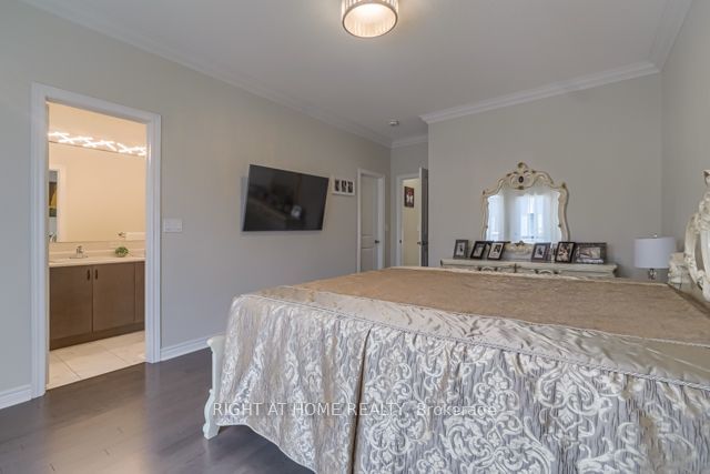 12 Laskin Dr  Vaughan, L6A 5A4 | Image 20