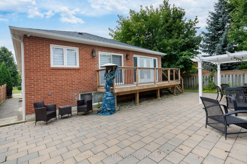 53 Findhorn Cres  Vaughan, L6A 1M2 | Image 25