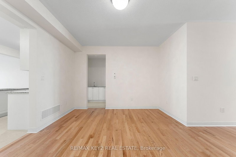 175 Hartney Dr, Richmond Hill, L4S 0L1 | Image 3