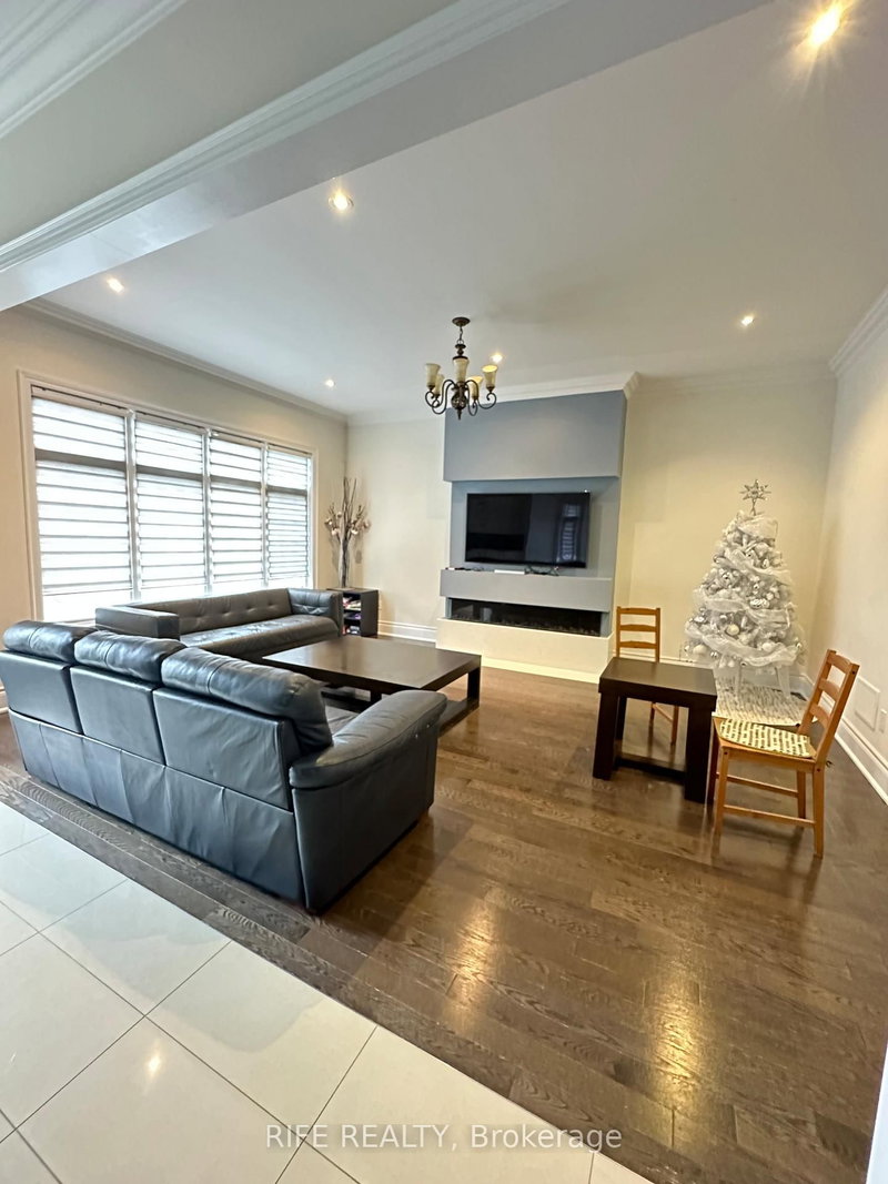 11 Yates Ave, Vaughan, L6A 4X5 | Image 3