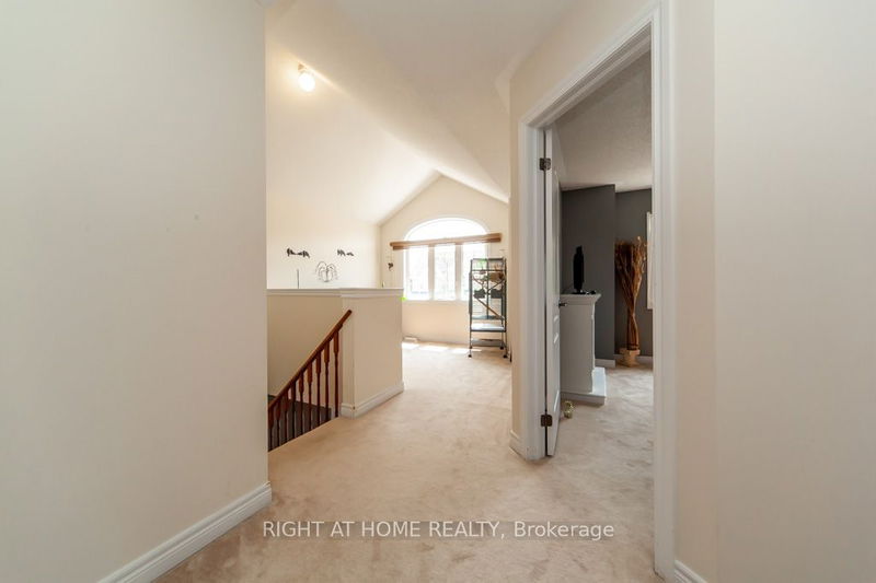 232 Karl Rose Tr  Newmarket, L3X 3J2 | Image 23